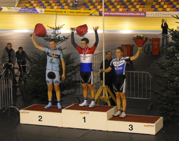 NKBaan2009Bart Junior Bart Harmsen pakte bij het NK Baan het brons op het onderdeel puntenkoers.