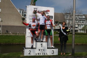 2013_05_Ronde_van_Amstelveen_damespodium 2013_05_Ronde_van_Amstelveen_damespodium