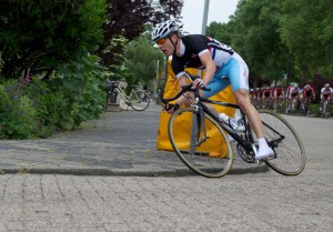 Leider Rik de Voogd in de achtervolging Leider Rik de Voogd in de achtervolging